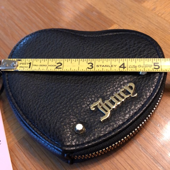 BNWT Juicy couture Black heart shaped wristlet coin purse - Picture 5 of 5